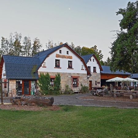 Penzion Sterbova Vila Hotel Bílá Třemešná Kültér fotó