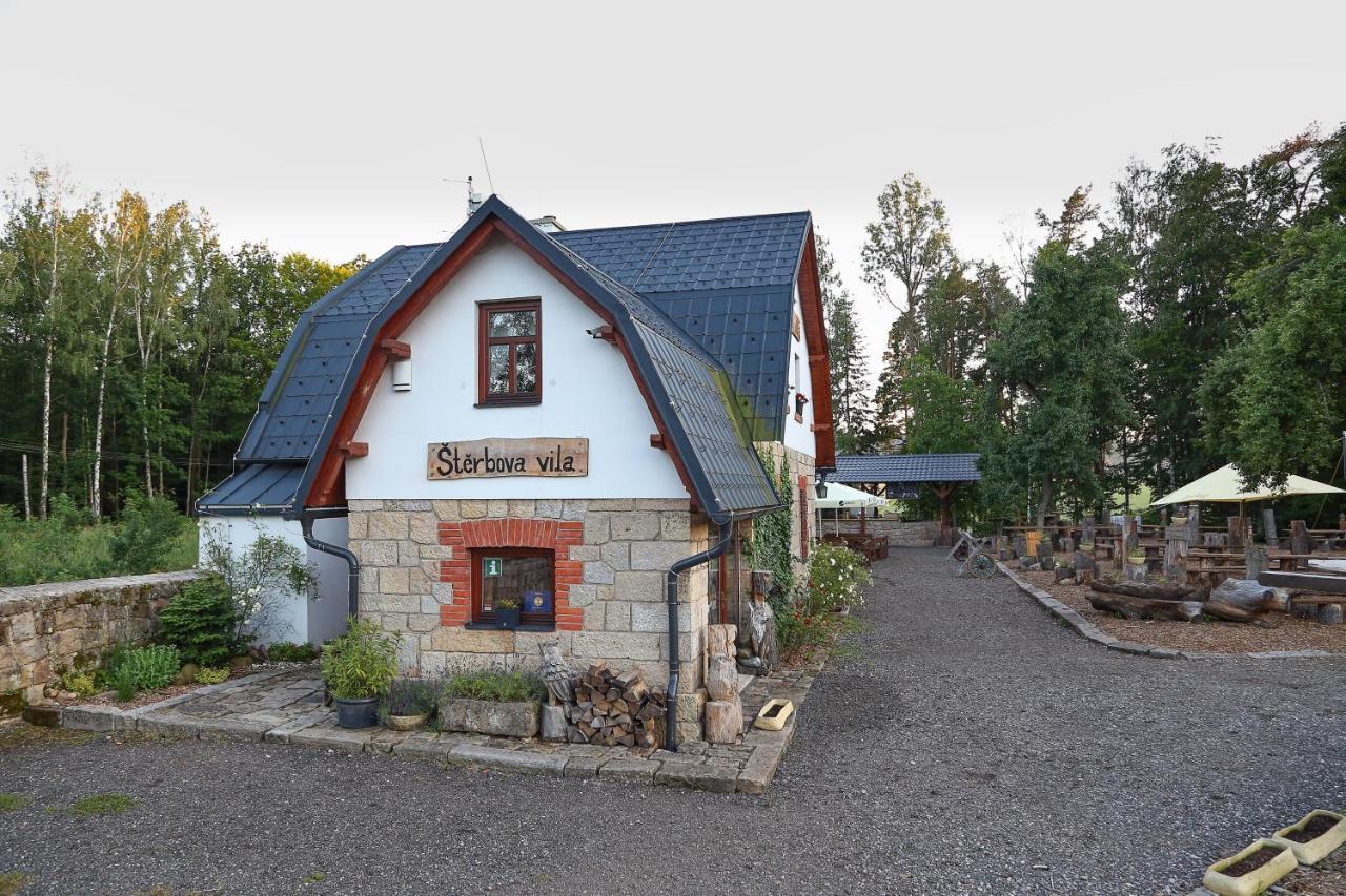 Penzion Sterbova Vila Hotel Bílá Třemešná Kültér fotó